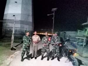 Koramil 05/Sulamu Bersama Satpol PP Kecamatan Sulamu Patroli Wilayah