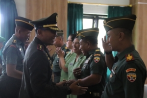 Dandim Klungkung Pimpin Korps Raport Kenaikan Pangkat Perwira, Bintara Dan Tamtama