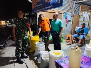 Babinsa Koramil 1625-05/Aesesa Laksanakan Patroli Siskamling di Kelurahan Danga