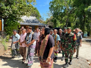 Bupati TTU Laksanakan Kunker dan Dialog Bersama Di Desa Manamas, Wujud Sinergitas Pemerintah dengan TNI.