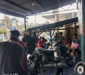 Babinsa Ende Intensifkan Komsos dan Pamwil untuk Jaga Kamtibmas di Desa Ondorea Barat