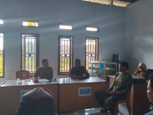 Komsos Babinsa di Madapangga: Utamakan Kekeluargaan, Tolak Kekerasan