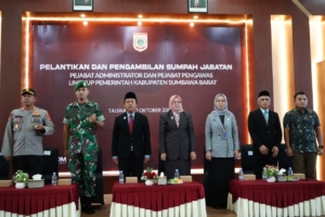 Dandim 1628/KSB Hadiri Pelantikan Pejabat Eselon III dan IV Pemda KSB