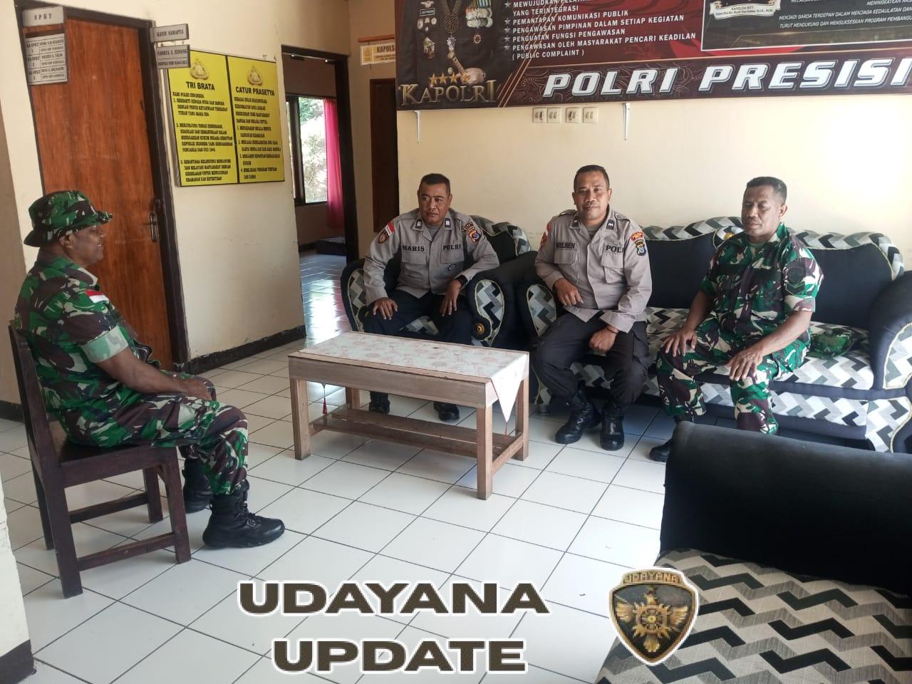 Anjangsana Ke Polsek Lasiolat, Satgaster Pos Halibete II Perkuat Sinergitas TNI Polri