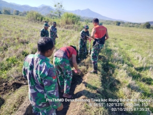 Pra TMMD Kodim 1625/Ngada Lanjutkan Pembersihan Saluran Irigasi di Desa Benteng Tawa