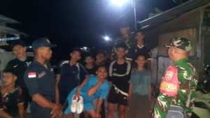 Babinsa Ajak asyarakat Peduli Terhadap Keamanan Lingkungan Dimalam Hari