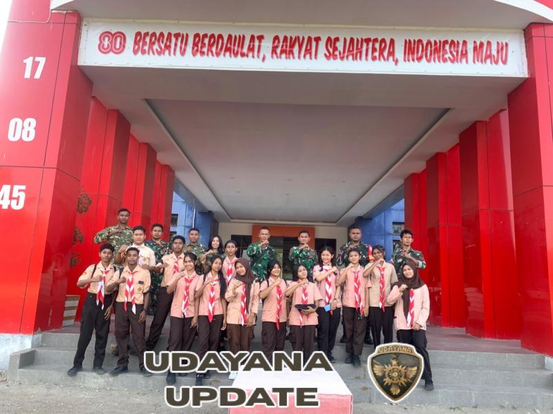 Sinergi Kodim 1603/Sikka, Komcad, dan Pramuka Saka Wira Kartika Jaga Keamanan Menjelang HUT TNI