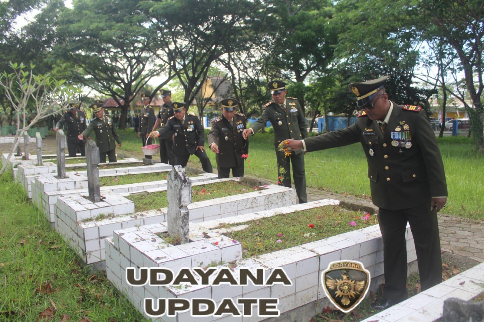 Ziarah Nasional HUT TNI ke-80, Kasdim 1620/Loteng Ajak Generasi Muda Teladani Semangat Juang Pahlawan