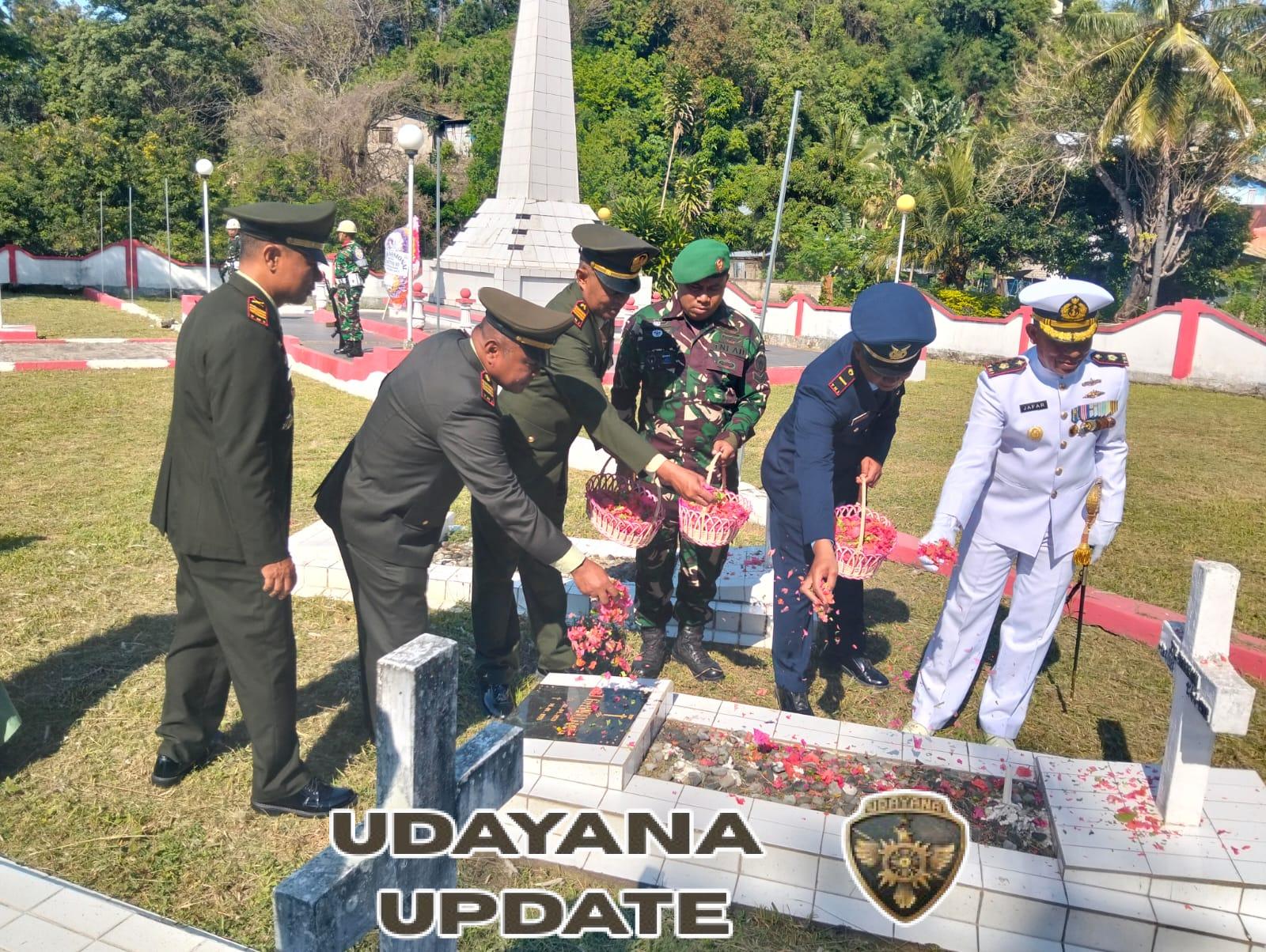 Kodim 1602/Ende Gelar Ziarah Nasional di TMP Maribhara Peringati HUT TNI ke-80