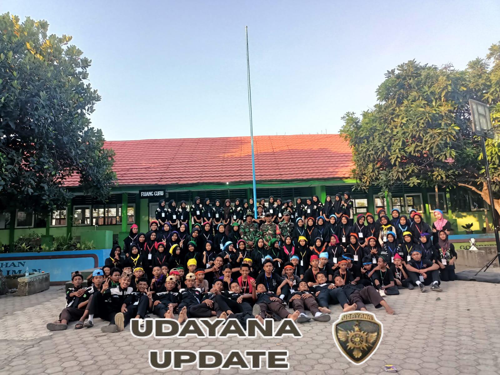 Koramil Empang Latih PBB, Tanamkan Disiplin pada Siswa MTsN 2 Sumbawa