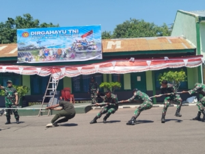 Lomba Tarik Tambang Warnai Perayaan HUT TNI di Kodim 1624/Flotim