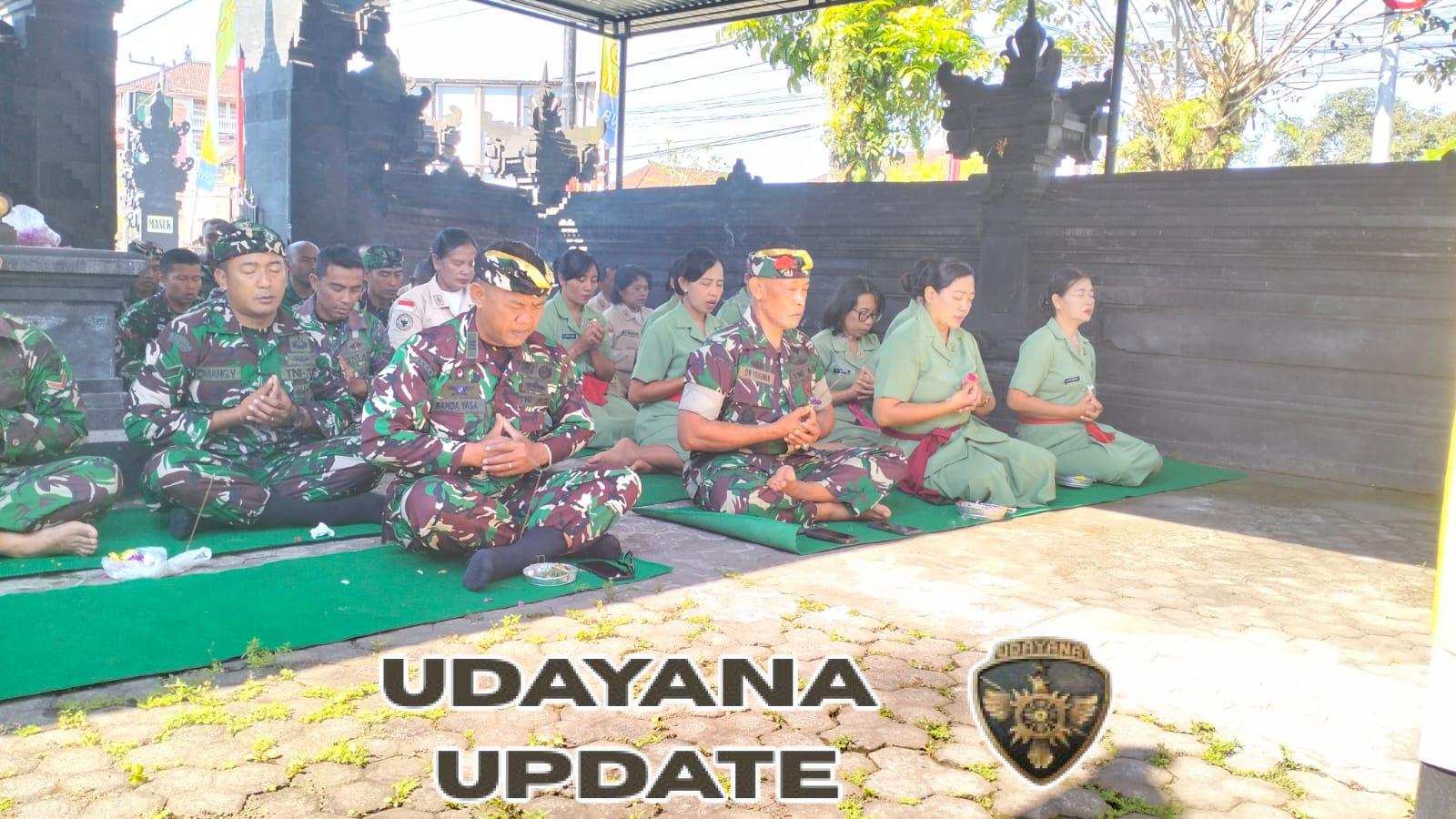 Kodim 1626/Bangli Gelar Doa Bersama di Pura Makodim Sambut HUT ke-80 TNI Tahun 2025