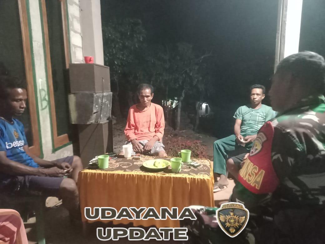 Babinsa Koramil 1627-03/Batutua Fasilitasi Penyelesaian Kasus Gadai Motor di Desa Boa