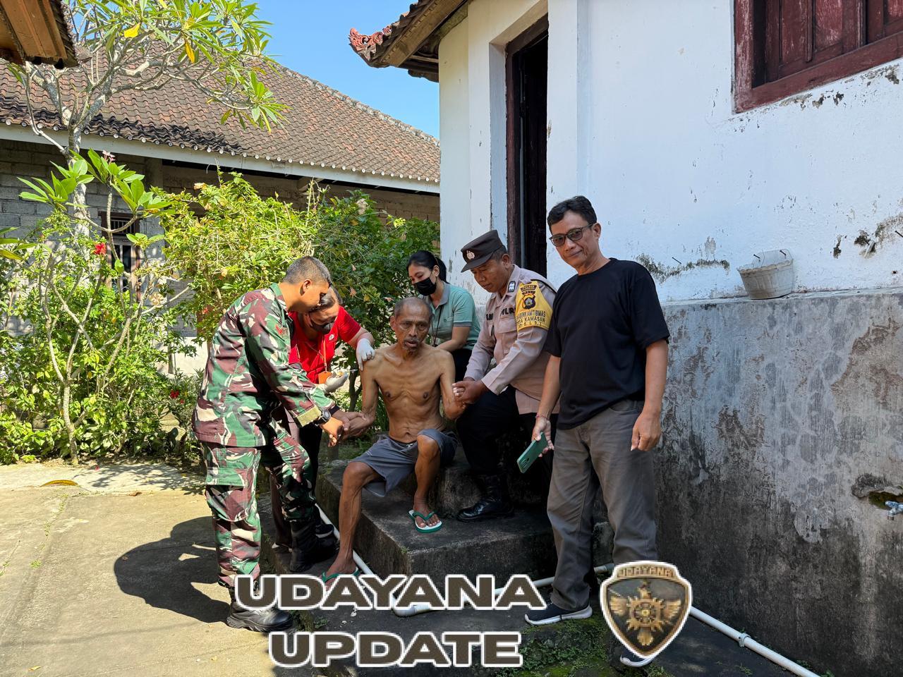 Babinsa Kamasan Dampingi Tim Kesehatan Berikan Layanan Kesehatan Bagi Warga ODGJ