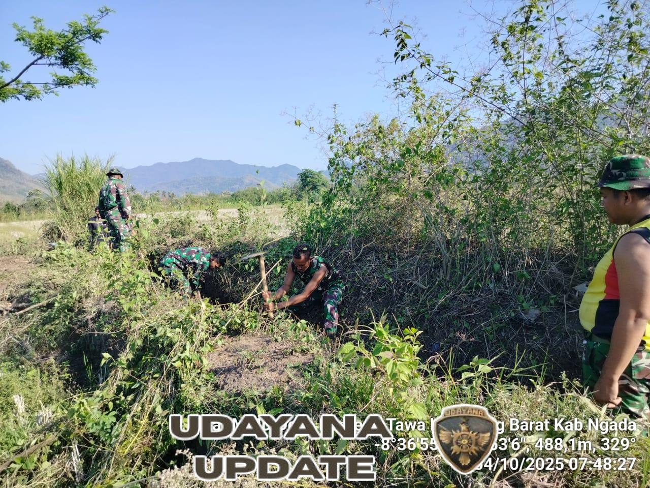 Semangat Gotong Royong Warnai Kegiatan Pra-TMMD Kodim 1625/Ngada di Kecamatan Riung Barat