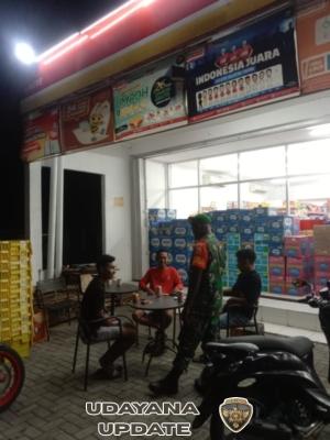 Babinsa Koramil 1625-02/Aimere Gelar Patroli Malam di Wilayah Binaan