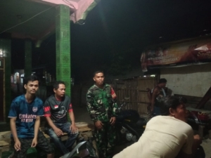 Babinsa Desa Mpuri Ingatkan Warga Waspada Musim Kemarau, Hindari Pembakaran Sampah Sembarangan