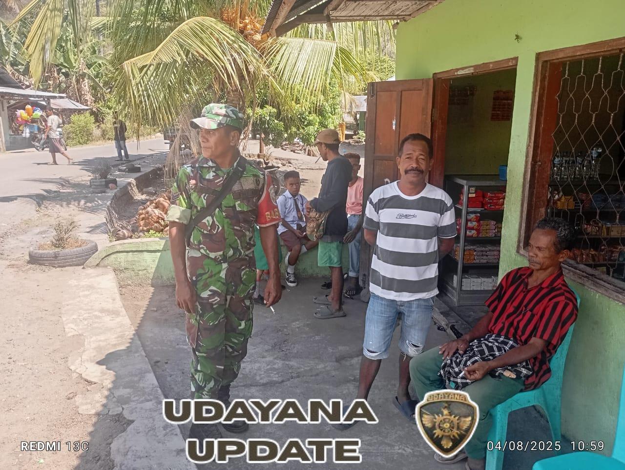 Babinsa Koramil 1602-04/Maurole Jalin Komsos dan Pantau Situasi Kamtibmas di Desa Loboniki