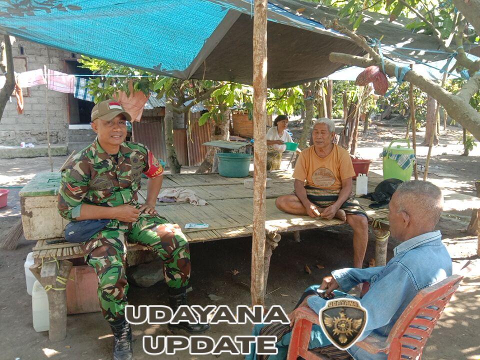 Jaga Kamtibmas, Babinsa Ende Turun Langsung Temui Warga di Nangapanda