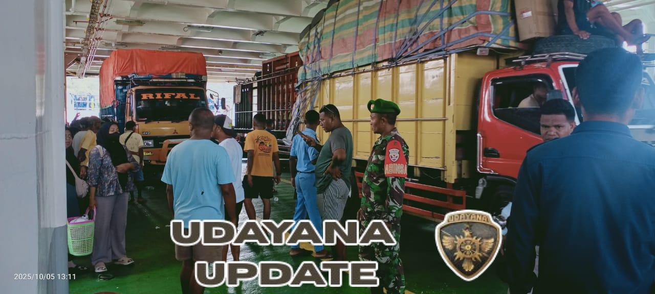 Babinsa Koramil 1627-02/Pantai Baru Amankan Kedatangan Kapal Fery Ineria II di Pelabuhan ASP