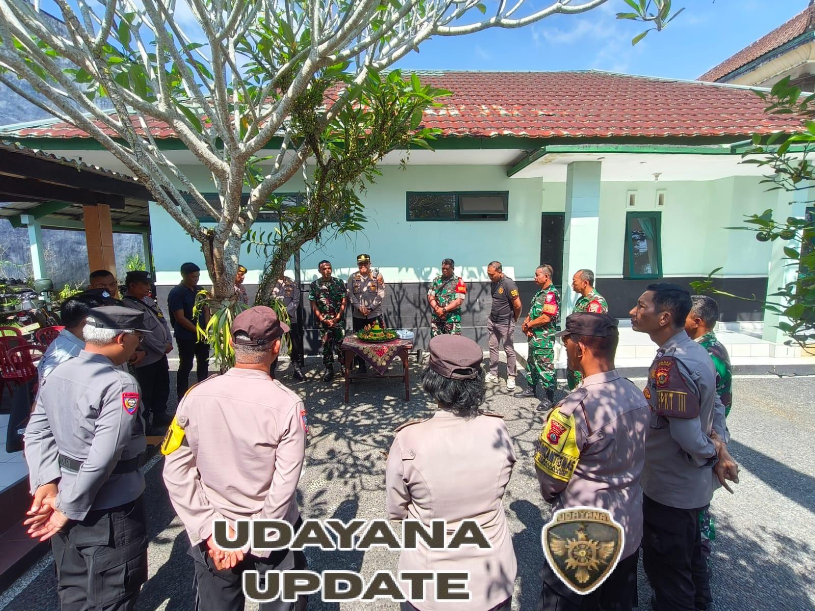 Aksi Kejutan! Polsek Tegallalang ‘Serbu’ Makoramil dalam Perayaan HUT TNI ke-80