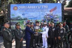 Surprise, Kodim Belu Terima Tumpeng dan Kue Ulang Tahun HUT ke-80 TNI Dari Polres Belu dan BRI