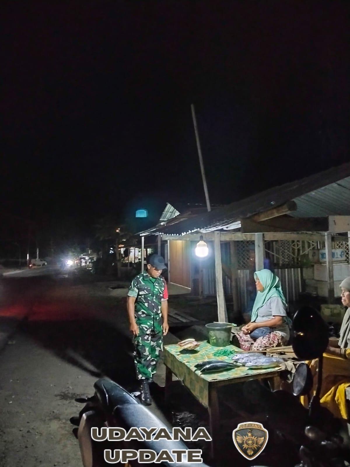 Babinsa Koramil 1625-02/Aimere Laksanakan Patroli Malam di Wilayah Kecamatan Aimere