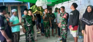 Babinsa Daha Tunjukkan Kepedulian, Hadiri Takziah Warga Binaan