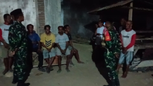 Patroli Gabungan Koramil, Aparat Desa, dan Masyarakat Amankan Desa Lanta Barat