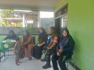 Babinsa Taliwang Aktif Dampingi Posyandu, Wujud Kepedulian TNI terhadap Kesehatan Balita