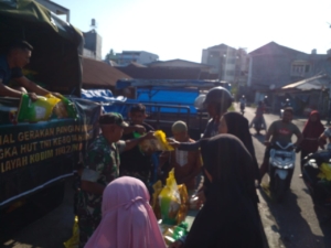 Kodim 1602/Ende Salurkan 159 Ton Beras Lewat Program Gerakan Pangan Murah