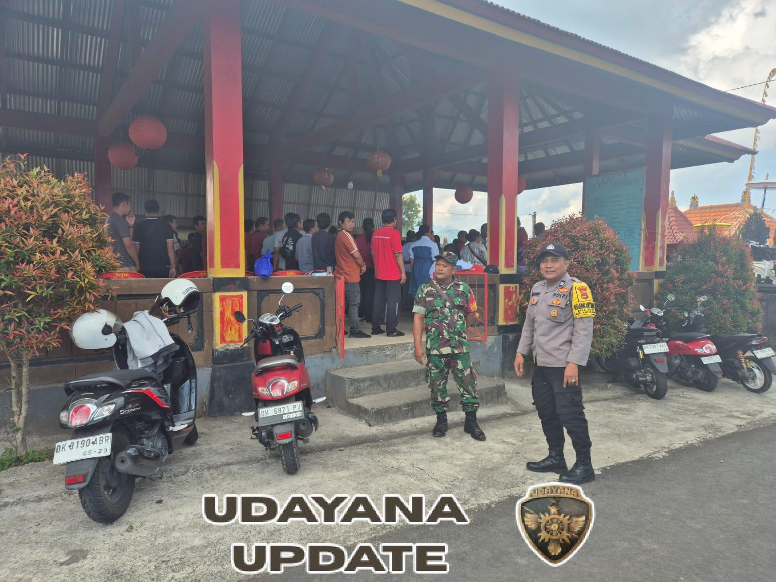 Babinsa Desa Satra Bersama Bhabinkamtibmas Amankan Kegiatan Hari Sejit di Konco Tri Dharma Semadi