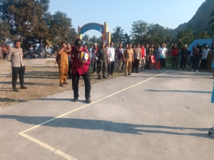 Babinsa Posramil Nangaroro Hadiri Pembukaan PORSI Tingkat SMP se-Kecamatan Nangaroro