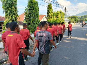 Pasi Pers Pimpin Apel Pagi, Prajurit Kodim 1602/Ende Lanjutkan dengan Olahraga