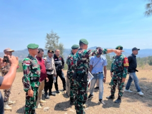 Bertolak ke Perbatasan, Dansatgas Pamtas RI-RDTL Sektor Barat Meninjau Kondisi Wilayah Patok Perbatasan Haumeniana