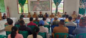 Tegaskan Sinergi TNI-Rakyat, Babinsa Hadiri Musrenbangdes di Wejang Mawe