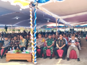 Kasdim 1601/Sumba Timur Dampingi Uskup Vatikan Resmikan Gereja Katolik MBSM Kambajawa