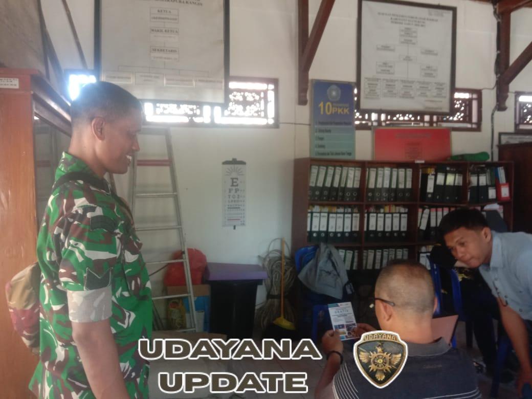 Babinsa Semarapura Kangin Atensi Pemeriksaan Mata Gratis Dari Glory Young Internasional Denpasar