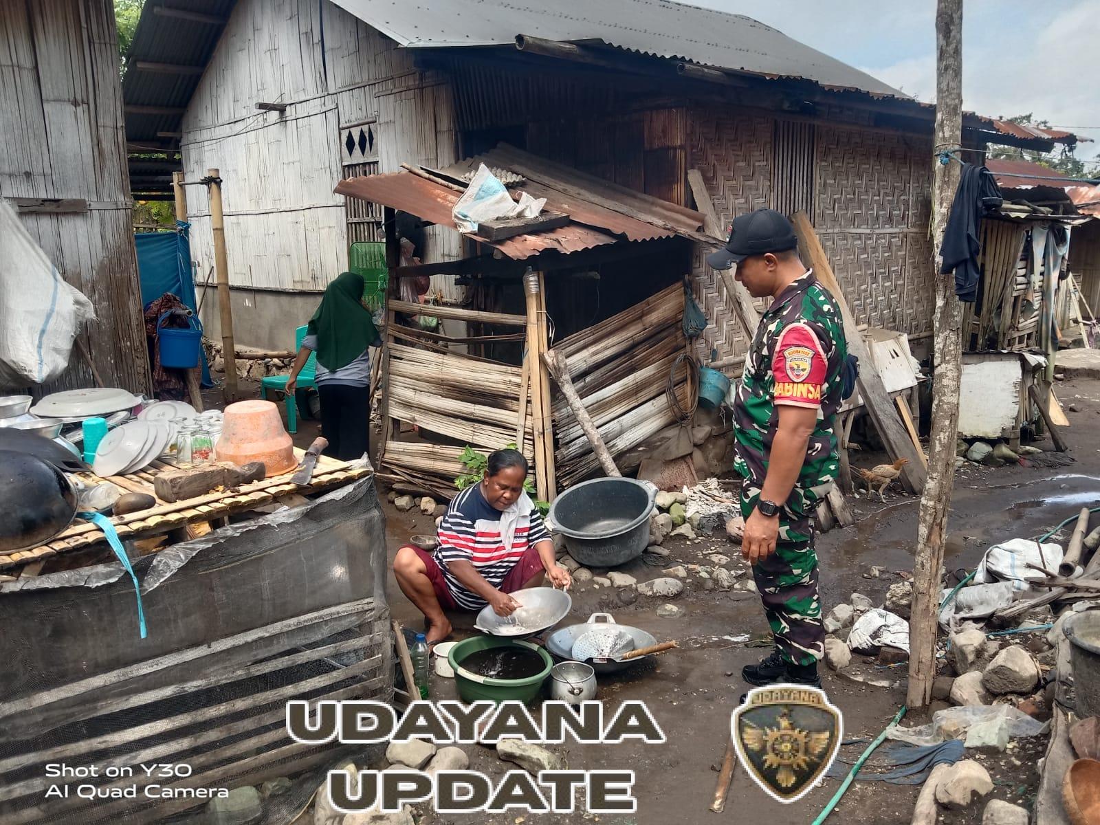 Babinsa Koramil 1602-01/Ende Tingkatkan Keamanan dan Komsos di Desa Ndorurea 1