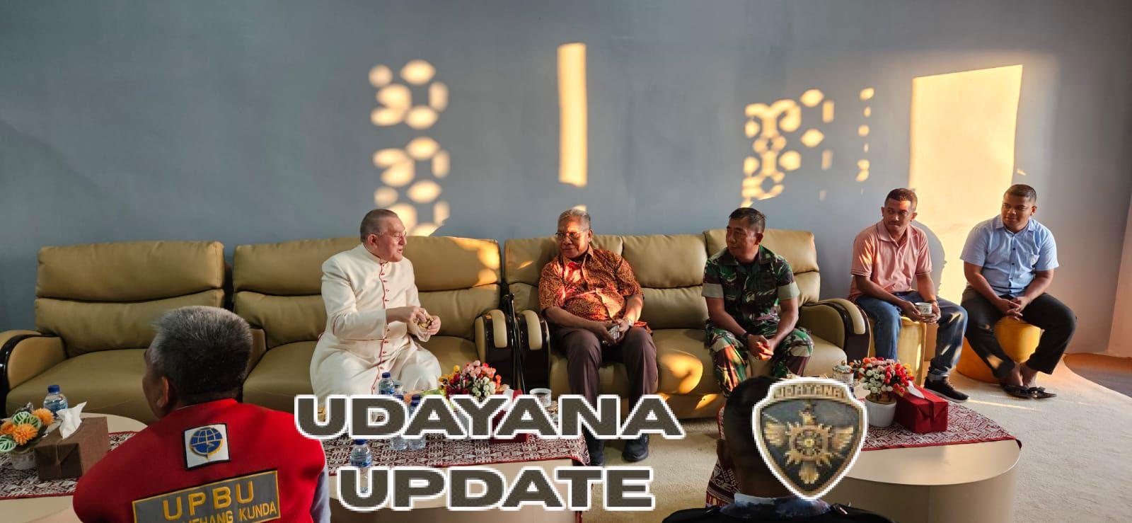 Tunjukkan Sinergi dan Toleransi, Kasdim 1601/ST Hadiri Pelepasan Duta Besar Vatikan di Bandara