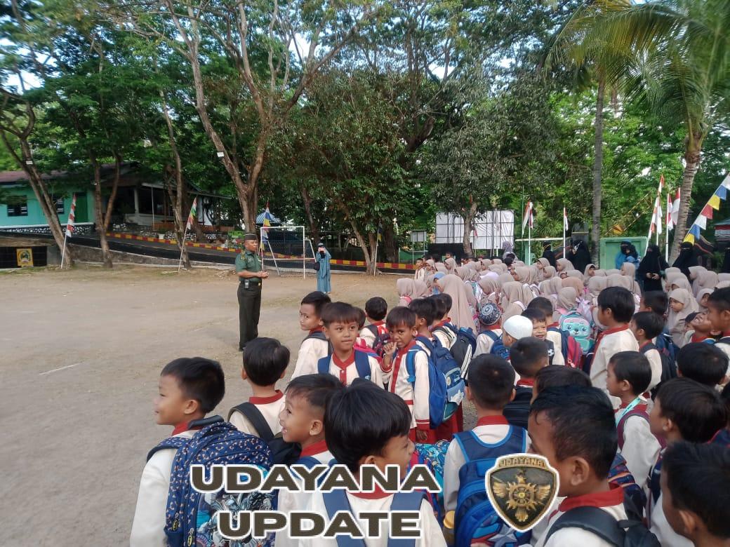 Pasi Ter Kodim 1614/Dompu Edukasi Siswa SDIT Imam Bukhari Tentang Profesi TNI