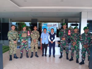 Kodim 1603/Sikka Melaksanakan Patroli Bersama Komcad SPPI Jaga Keamanan Kota Maumere