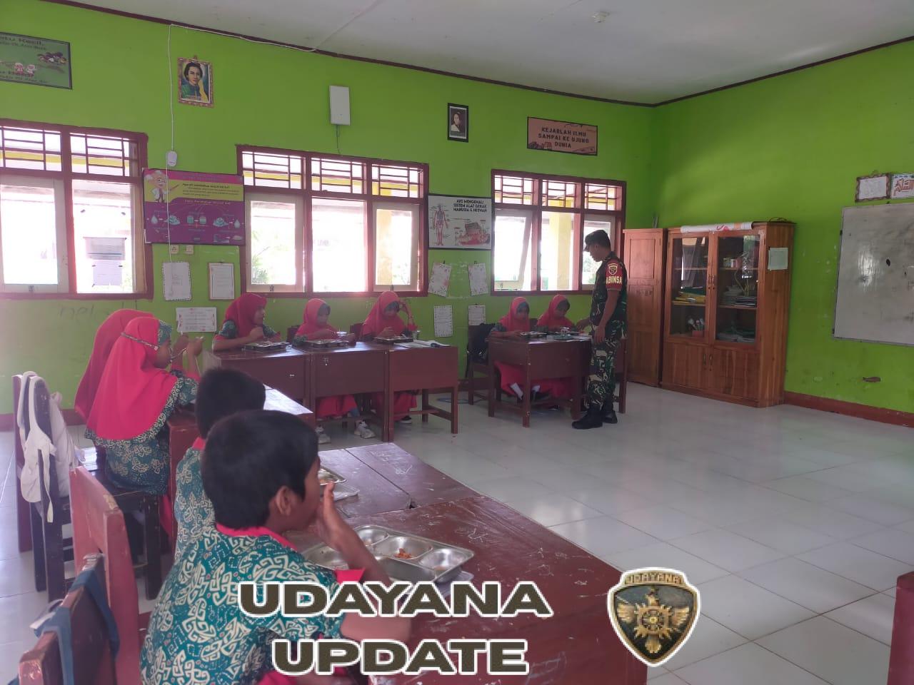 Babinsa Dampingi SPPG Sosialisasi dan Pendataan Program MBG di Desa Tegallalang