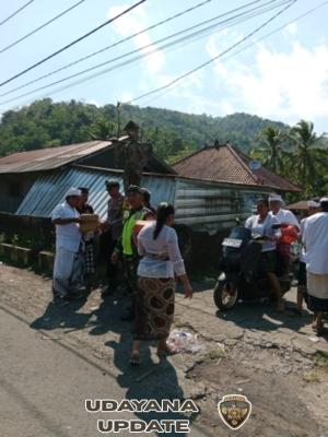 Sinergi TNI-Polri dan Pecalang, Piodalan Pura Puseh Sepang Berjalan Aman dan Tertib