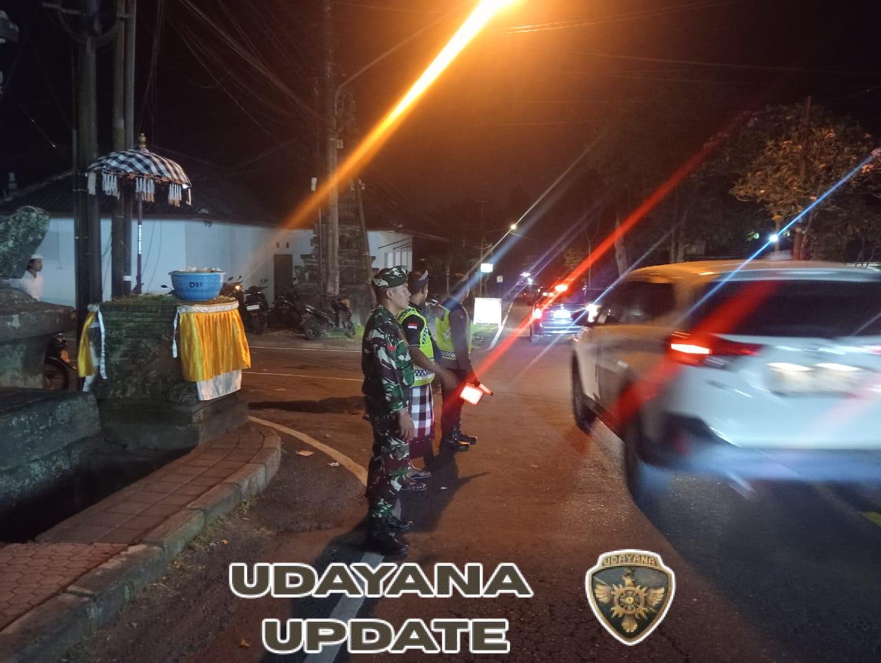 Piodalan di Sanding Penuh Makna, Babinsa Turut Lestarikan Tradisi Adat dan Budaya