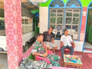 Babinsa Batutua Ajak Warga Holulai Siapkan Lahan Tanam Jelang Musim Hujan