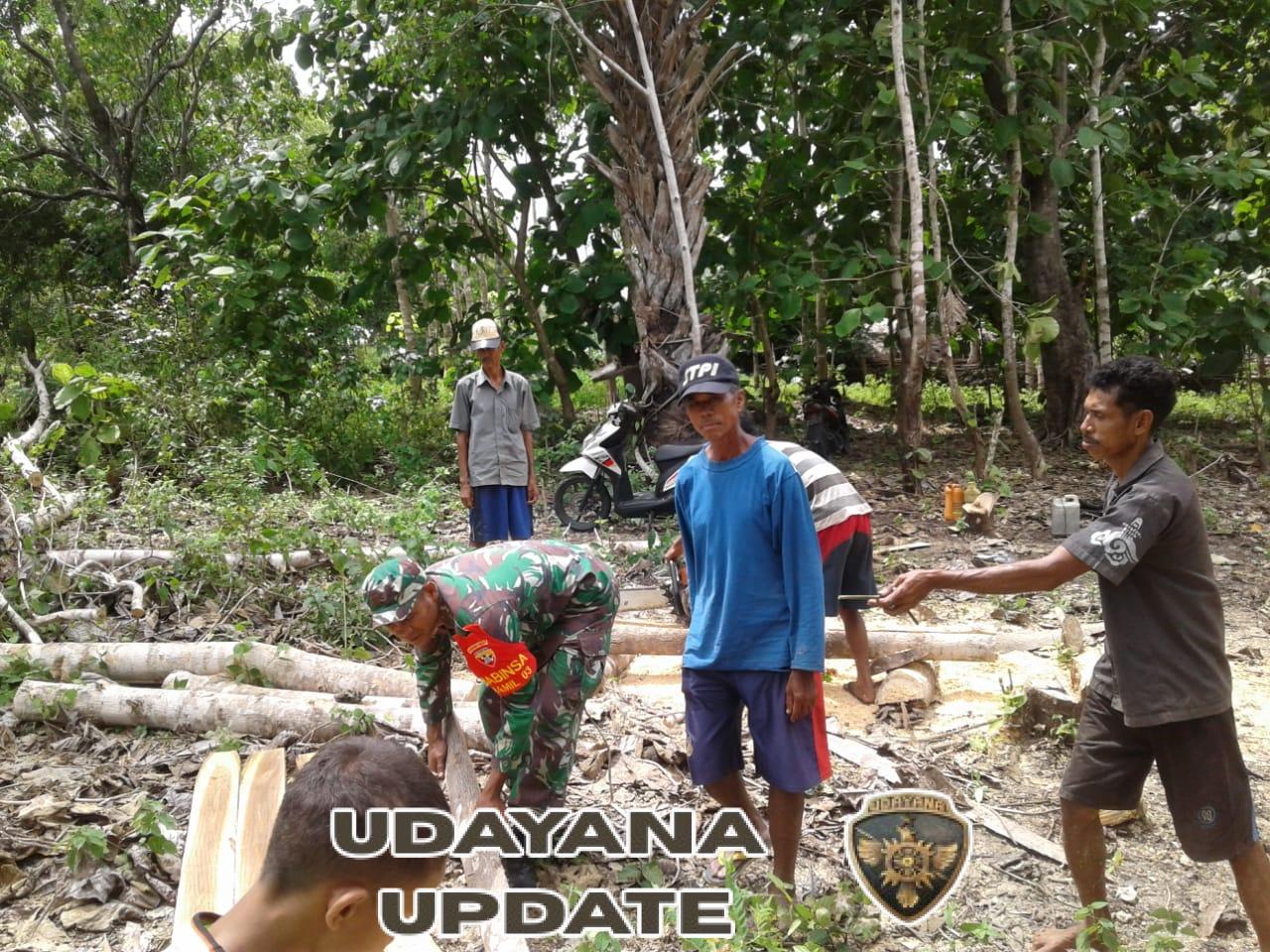 Babinsa Ba’a Ajak Warga Suelain Lestarikan Semangat Gotong Royong