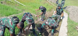 TMMD ke-126 Kodim 1625/Ngada: Progres 2% di Hari Kedua Pembersihan Saluran Irigasi Riung Barat