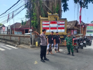 Babinsa Tulikup Kawal Kegiatan Nyenuk dalam Rangkaian Karya Mamungkah