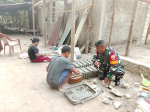 TNI dan Rakyat Bersatu, Babinsa Pandai Turun Langsung Bantu Warga Binaan